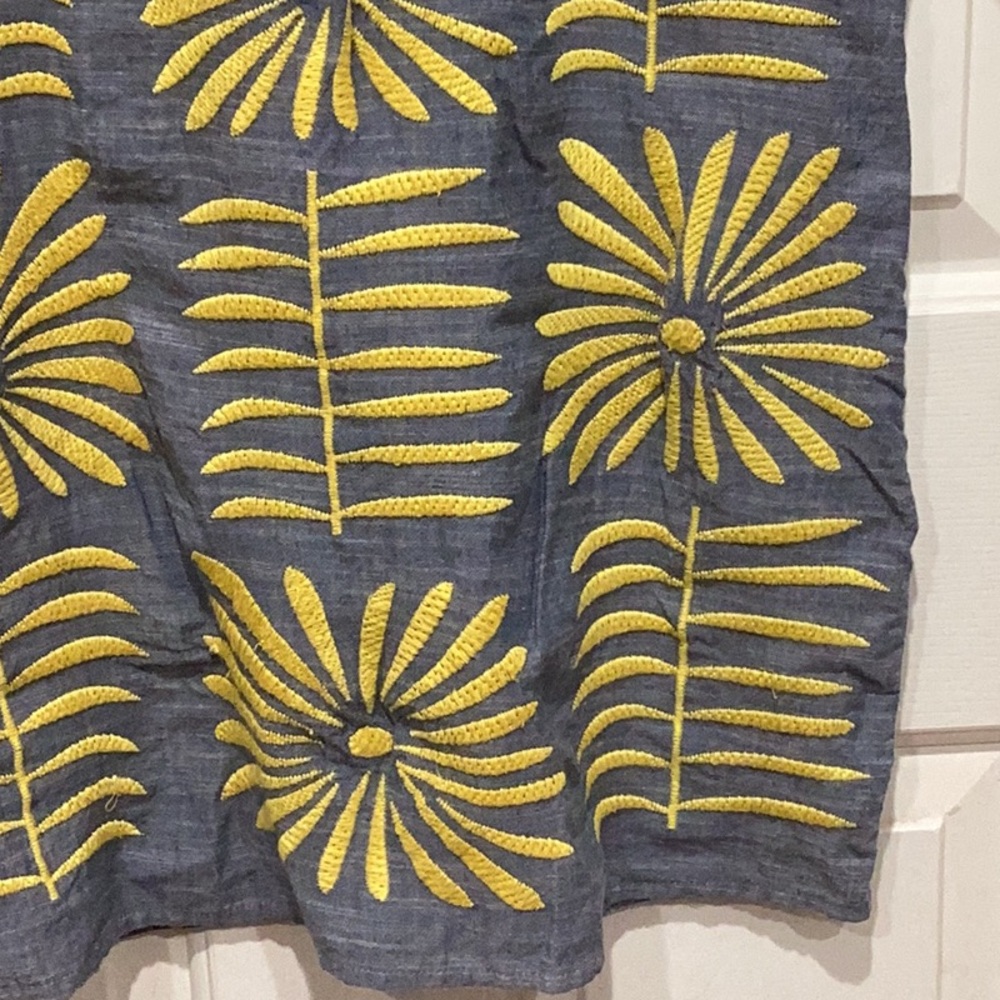 Uncle Frank embroidered dress - Picture 4 of 8